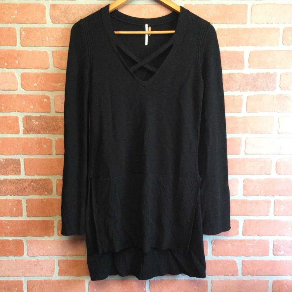 Free People women’s tunic sweater black long sleeve top boho